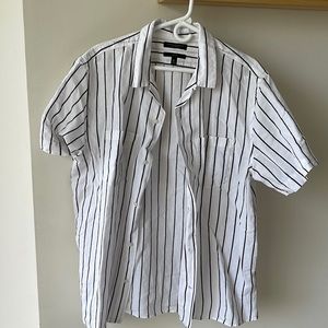 Banana Republic, shirt sleeve shirt, burgundy stripe white shirt
